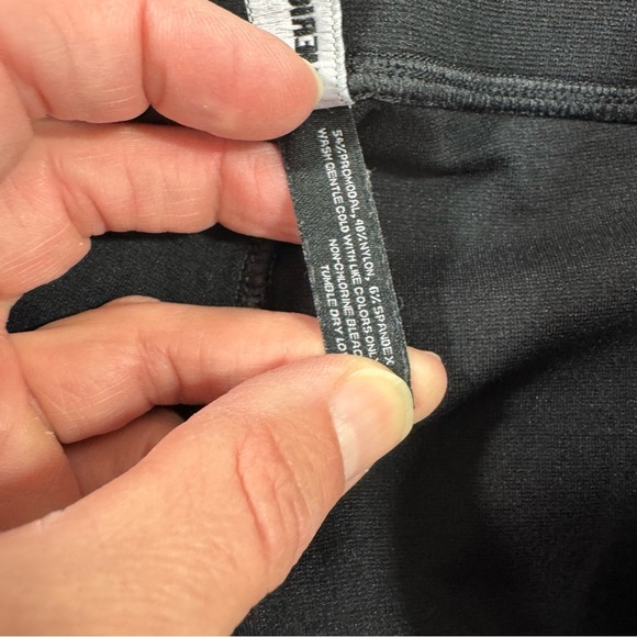 American Giant No Bs Crop Ponte Legging Pant Black - Picture 4 of 8
